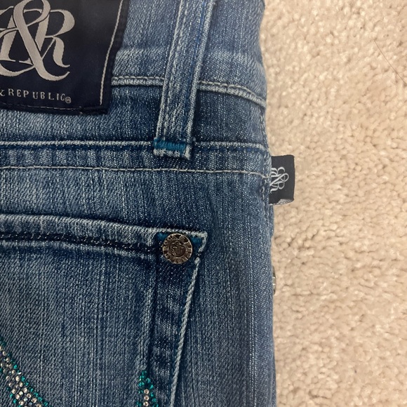 Rock & Republic Blue Distressed Jeans in Size 26 - Picture 7 of 8